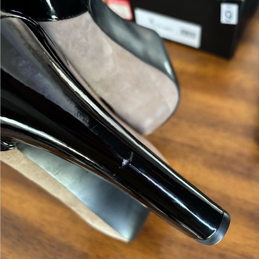 BCBG platform heels - Picture 8 of 10